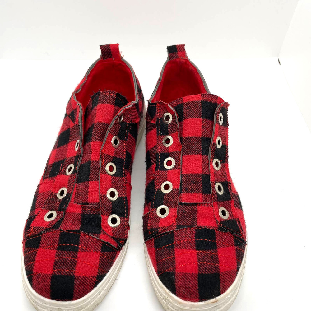 Buffalo Plaid Sneakers Slip On Style size 7